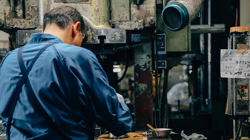 Playful Potの加工が実際に施される工場の様子